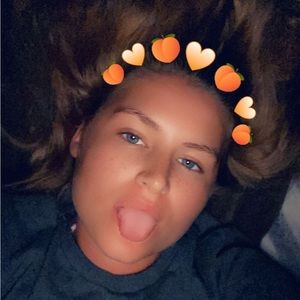 Meet your Posher, Brianna